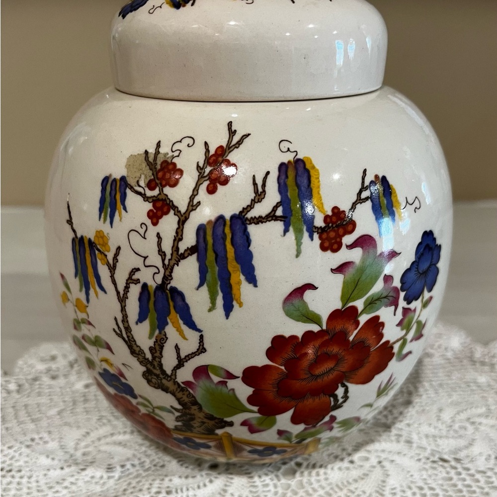 Beautiful Vintage Large Sadler Ginger Jar Oriental Design